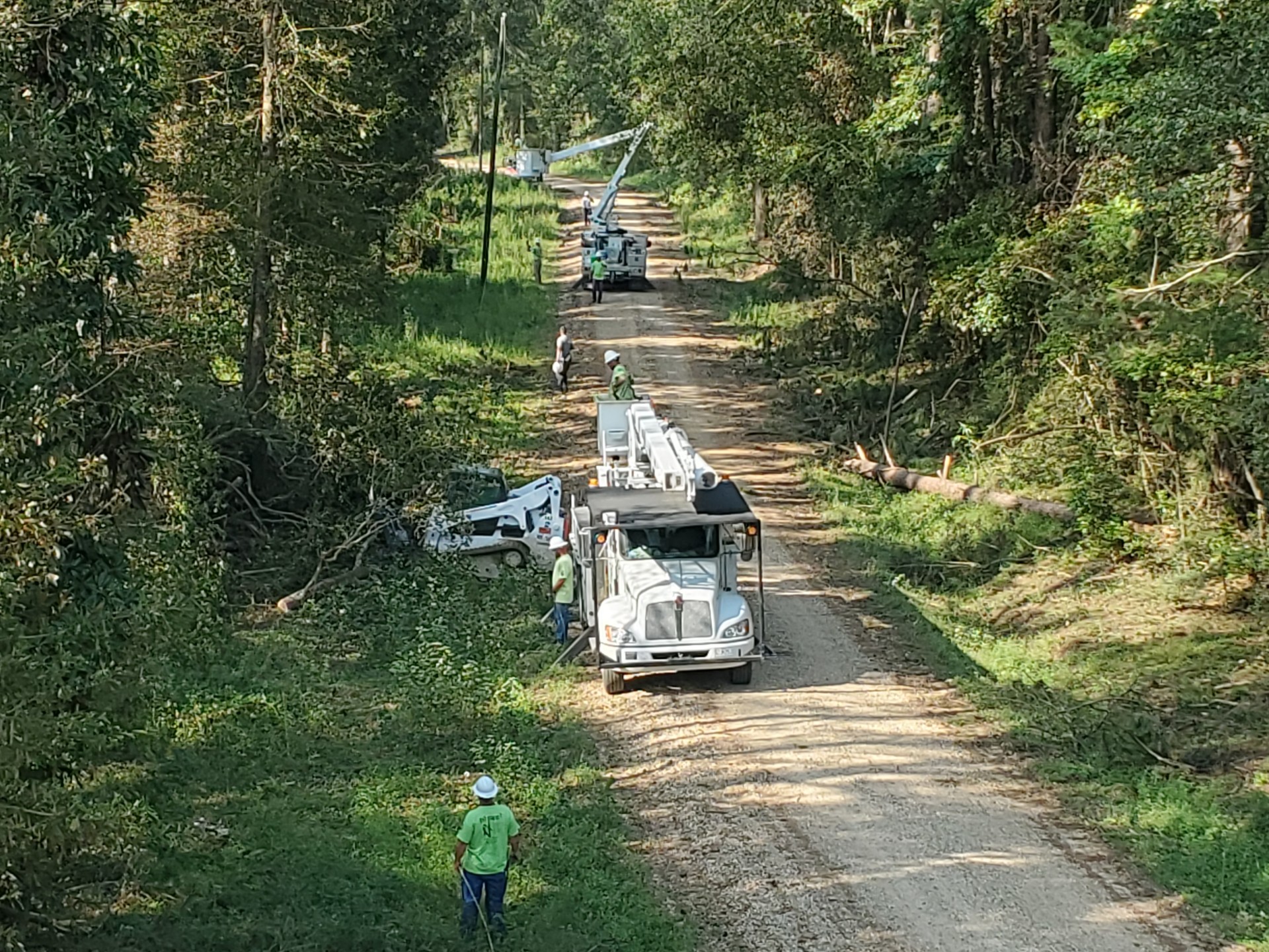 update-boone-electric-sends-second-crew-to-hurricane-damaged-louisiana
