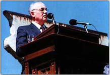 Gorbachev delivered major speech in 1992 to thousands in mid-Missouri town