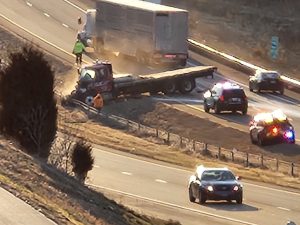 UPDATE: Eastbound I-70 passing lane near Columbia closed after multiple crashes