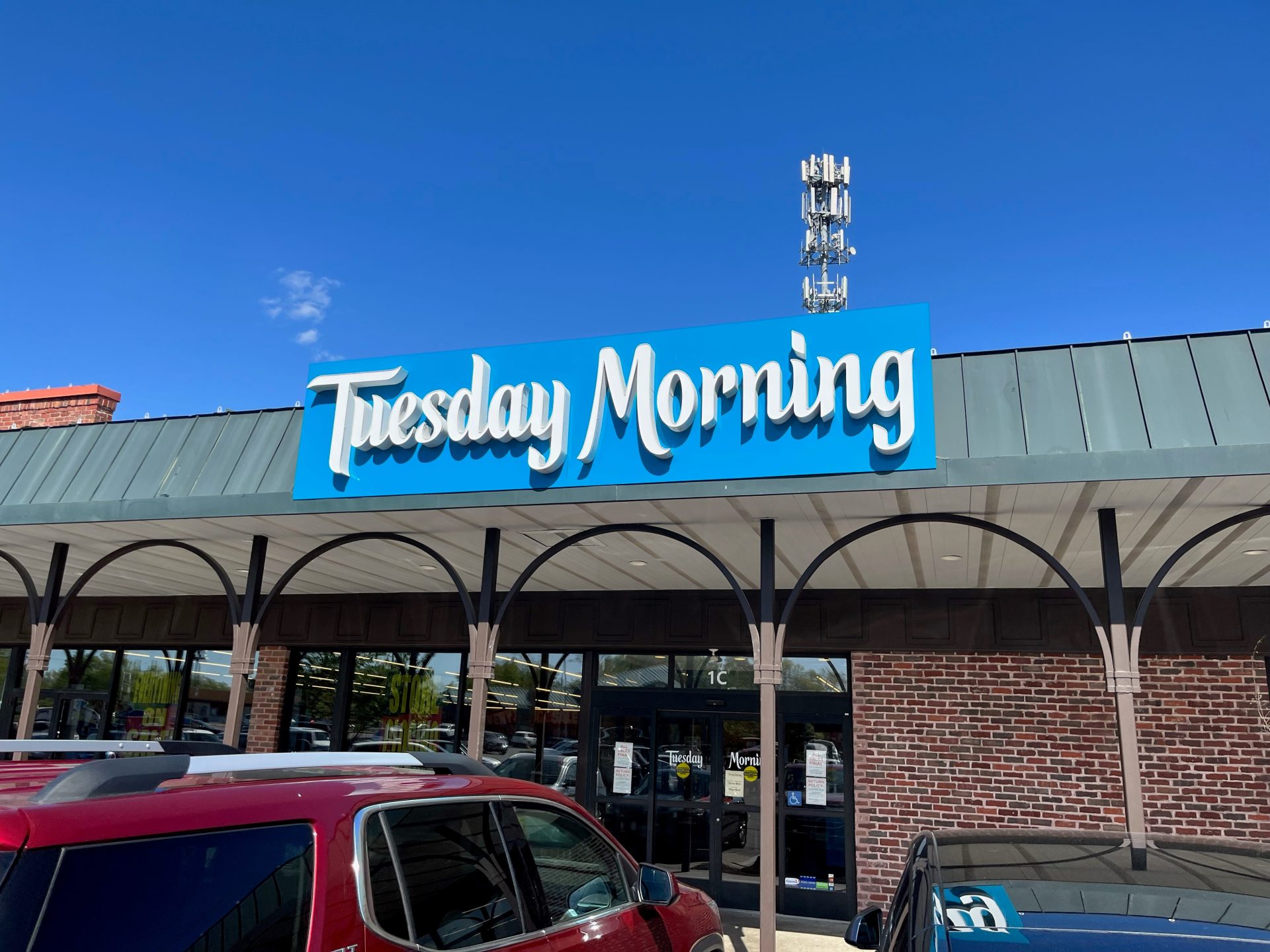 Tuesday Morning will close 2 KC-area stores, files for bankruptcy - Kansas  City Business Journal