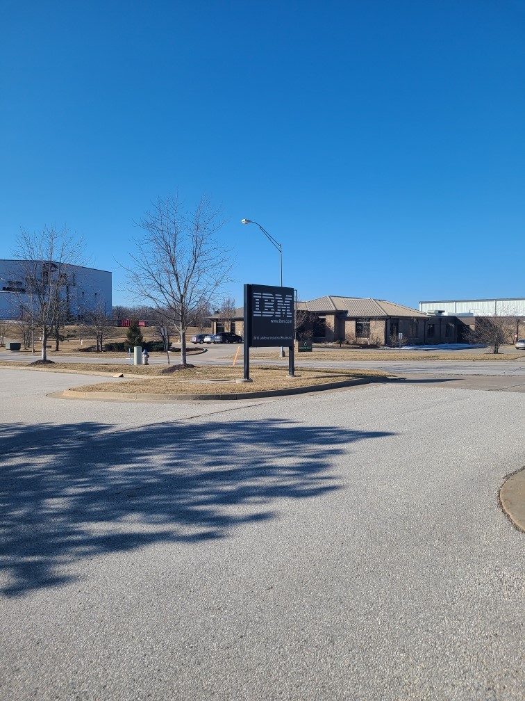 Columbia-based Veterans United wants to purchase former IBM building