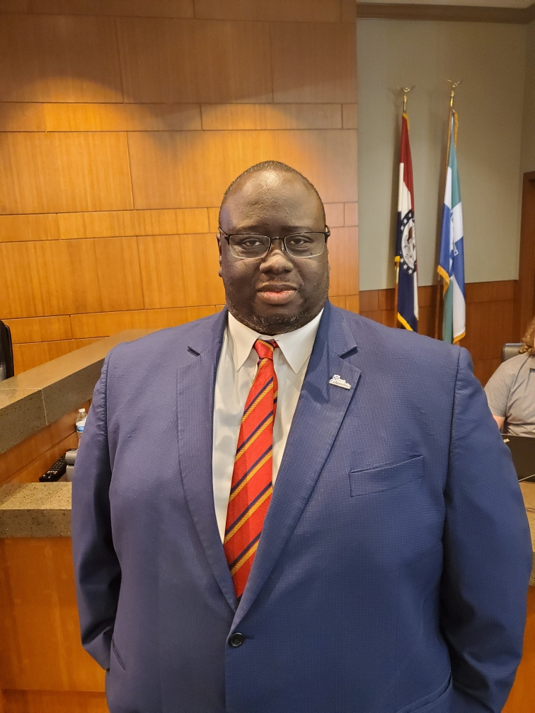 columbia city manager de'carlon seewood july 2022