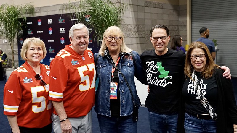 parson and shapiro at super bowl