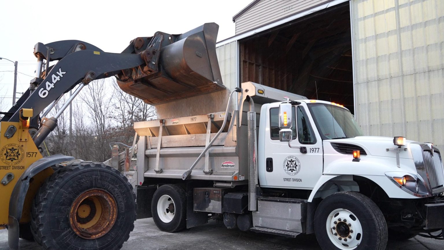 snowplow truck being filled with salt at the salt dome on big bear blvd (002)