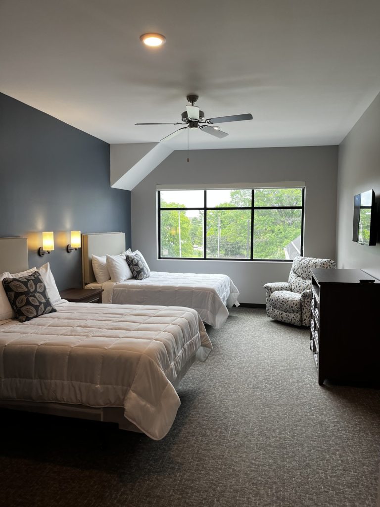 guest room (002)