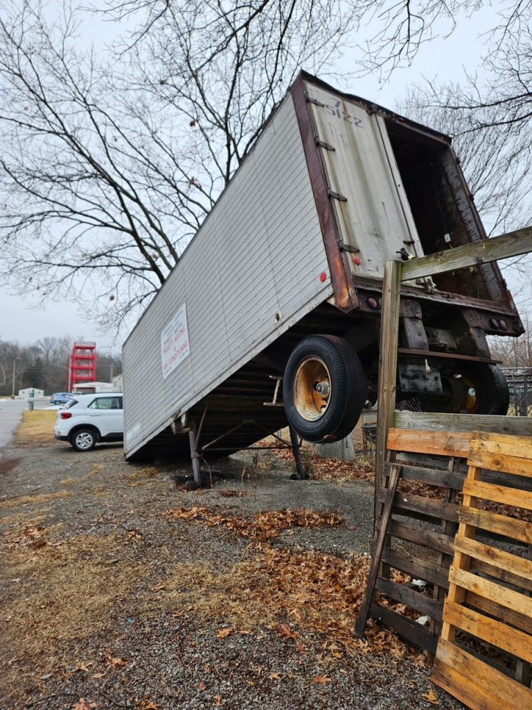 food trailer tipped (002)