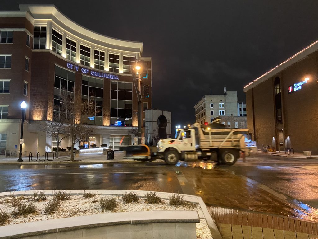 snowplow truck by city hall jan. 4 2025 (002)