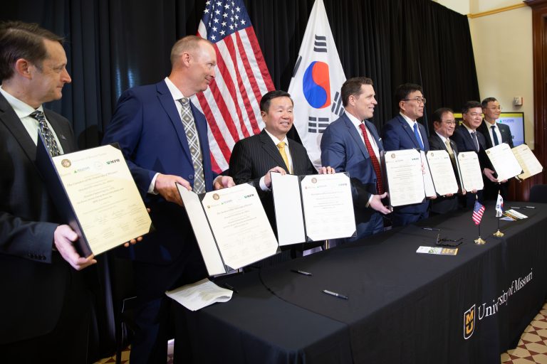 nextgen murr signing ceremony 2 (002)