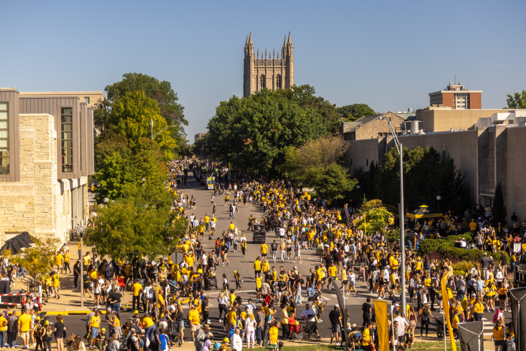 092925 homecomingparade21 1536x1024